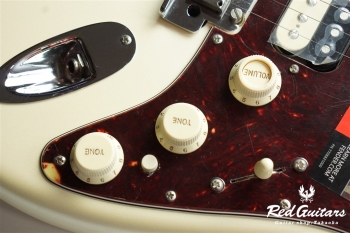 American Elite Stratcaster